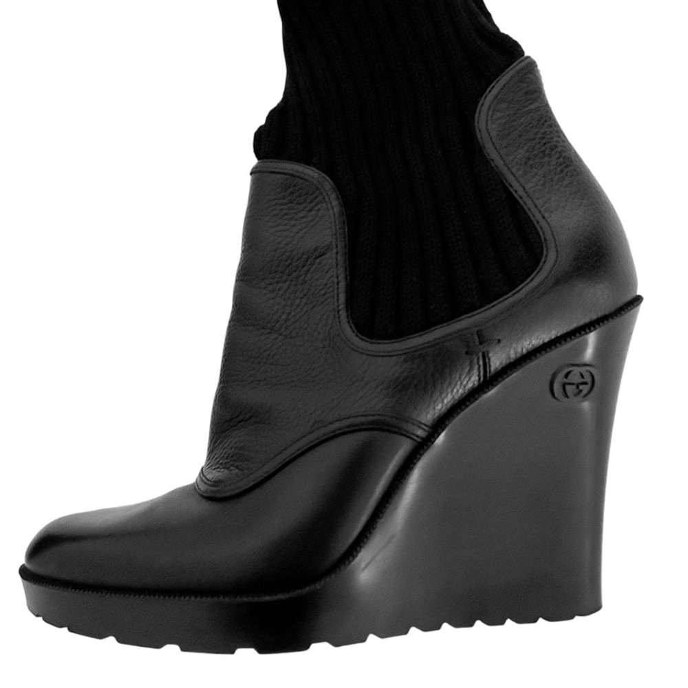 ***MUST GO***Gucci Black Wedge Boots with Knit Cuff...not Size 8 But 7 - Picture 8 of 14